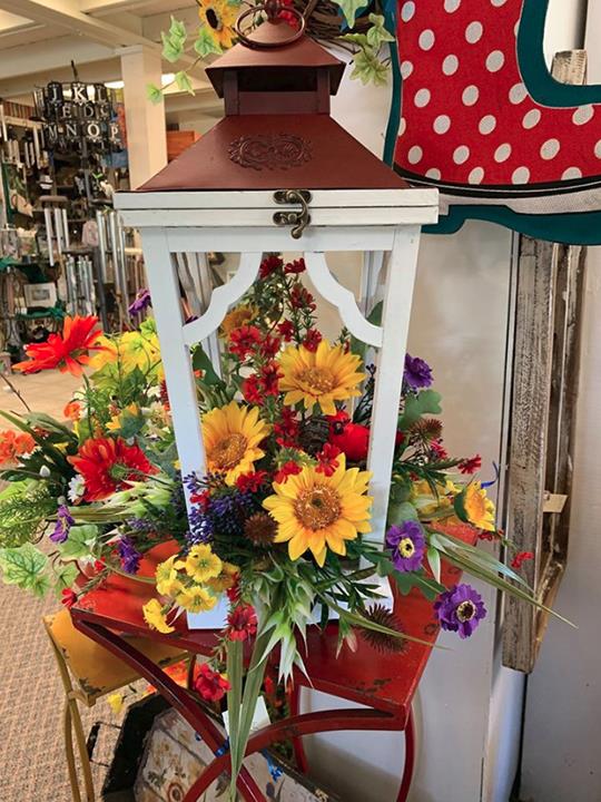 West And Witherspoon Florist/Gift Shop - Hopkinsville, KY - Slider 38